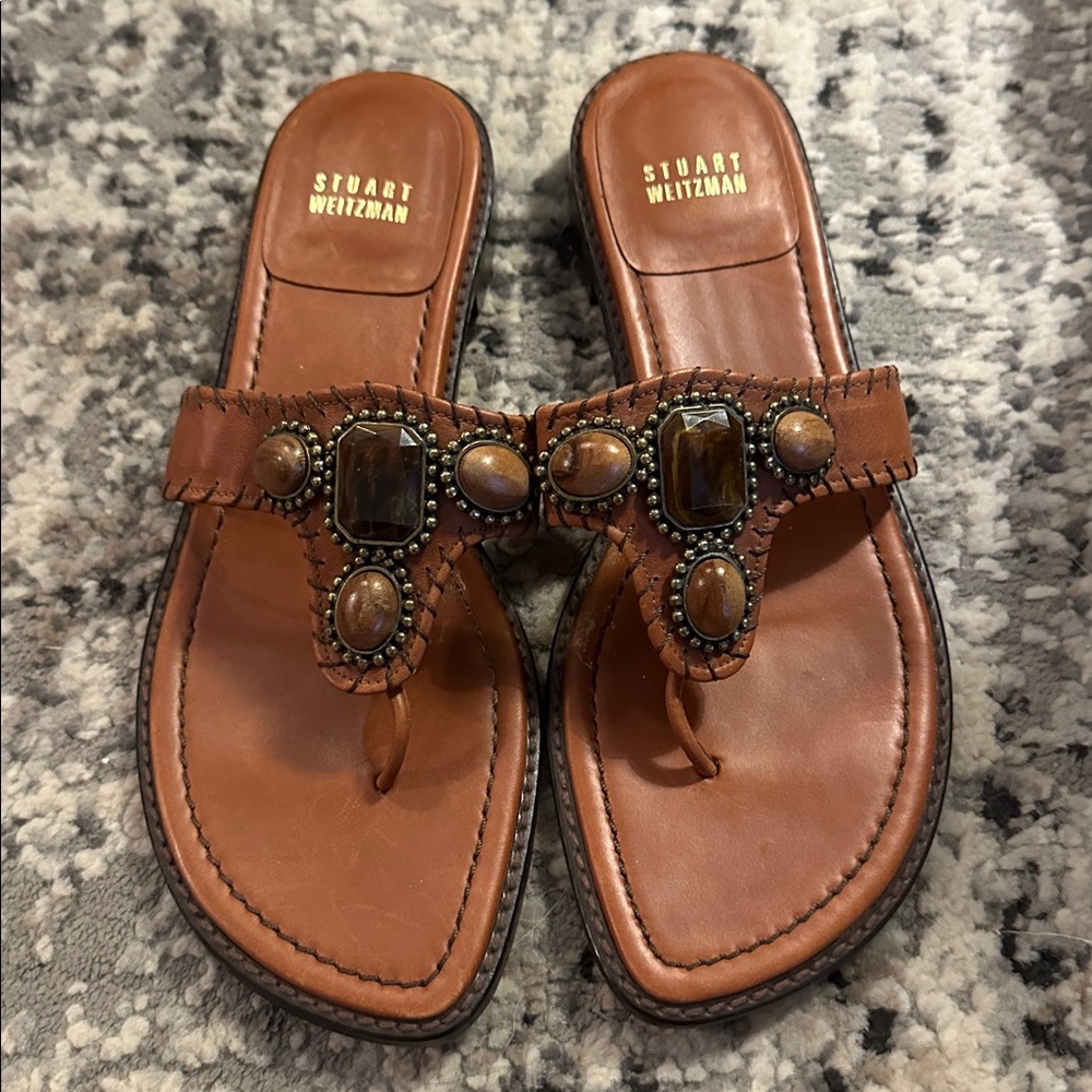 LIKE NEW Stuart Weitzman Leather Tan Embellished Sandals